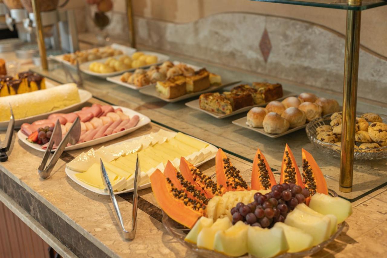Le Suisse Elegance Hotel Campos do Jordao Bagian luar foto